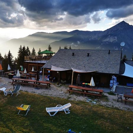 Restaurant Hotel Chalet Del Sole Oulx Buitenkant foto
