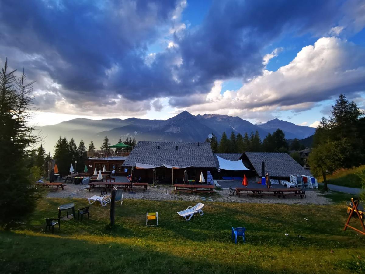 Restaurant Hotel Chalet Del Sole Oulx Buitenkant foto