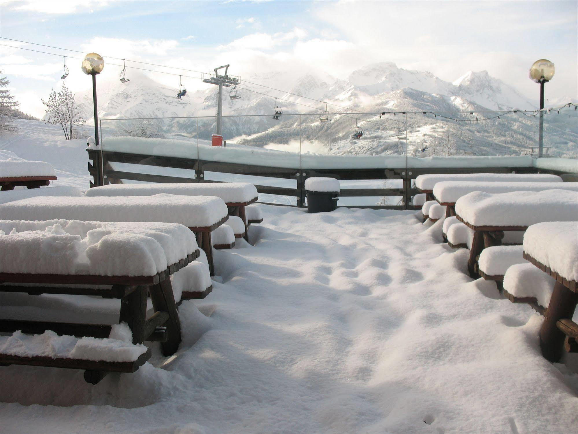 Restaurant Hotel Chalet Del Sole Oulx Buitenkant foto